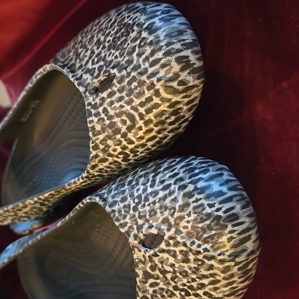 Crocs Sling Back - Picture 6 of 8